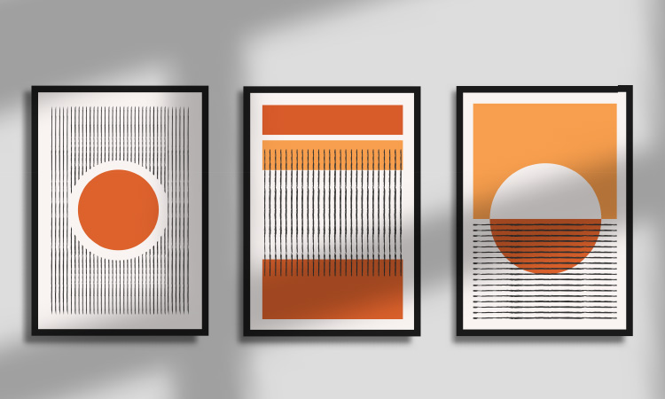 Drei Bilder mit minimalistischem Design, mit einem Hauch von rot und orange.