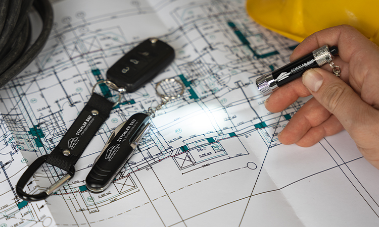 Verschiedene Schlüsselanhänger mit Gravur Verschiedene Schlüsselanhänger mit Gravur