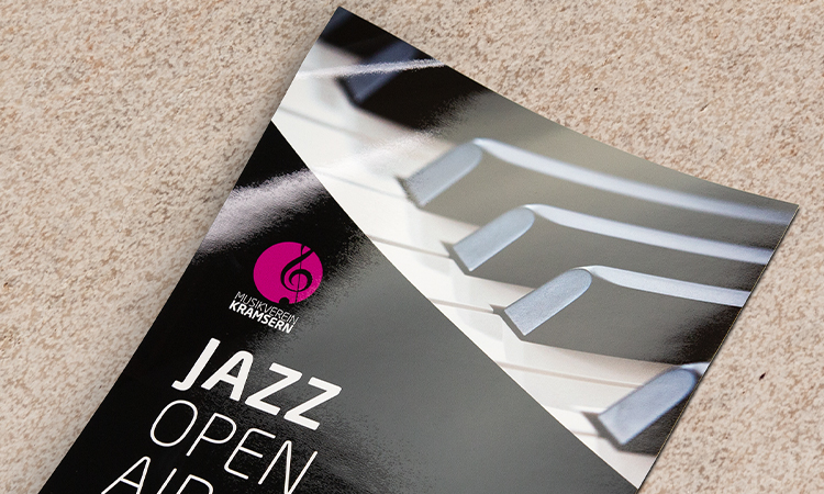 Flyer mit UV-Lack Flyer mit UV-Lack
