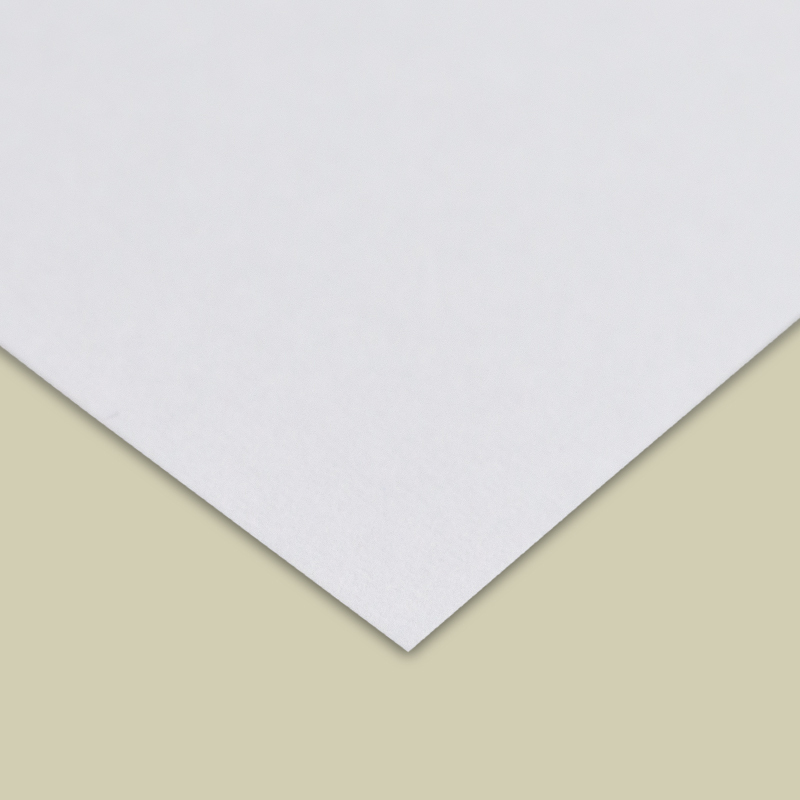 Volumenpapier auf beigem Hintergrund